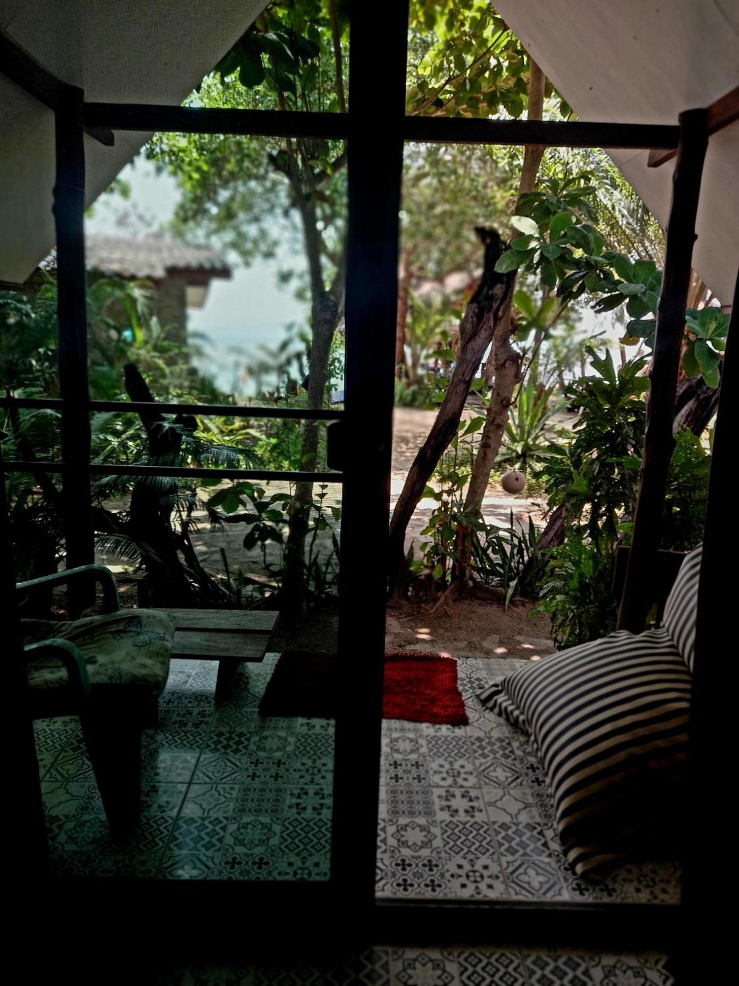 Sabai Sabai Beach Bungalows Koh Phayam Habitación foto